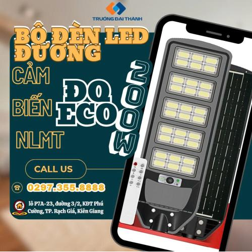Bộ Đèn Đường Led Solar Năng Lượng Mặt Trời Cảm Biến Ánh Sáng Trắng ECO 200W SCD02 6500K (2300lm, cảm biến PIR, IP65, tấm pin tích hợp)